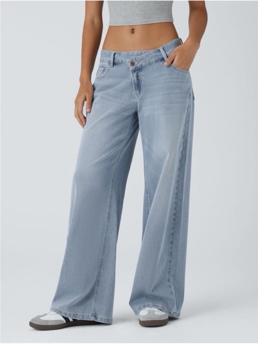 HALARA Washed Light Blue Wide-Leg High-Rise Jeans